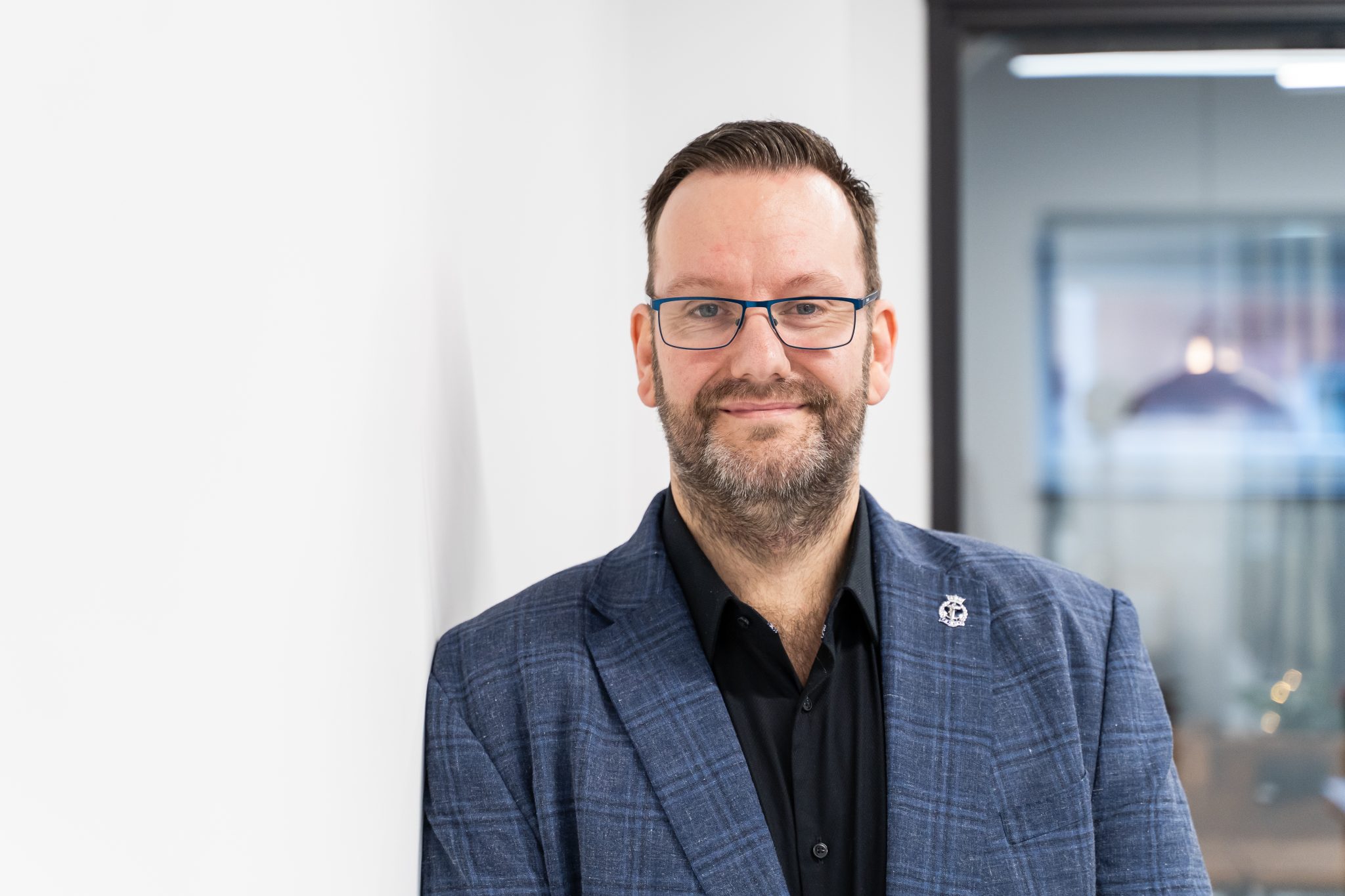 Chris Cooper - The Management Consultant